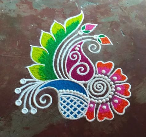 Mini Rangoli Designs, Ragoli Color Design, Wishes For Diwali, Small Free Hand Rangoli, Freehand Rangoli Design, Ganpati Rangoli, Rangoli Photos, Navratri Rangoli, Rangoli Designs For Competition