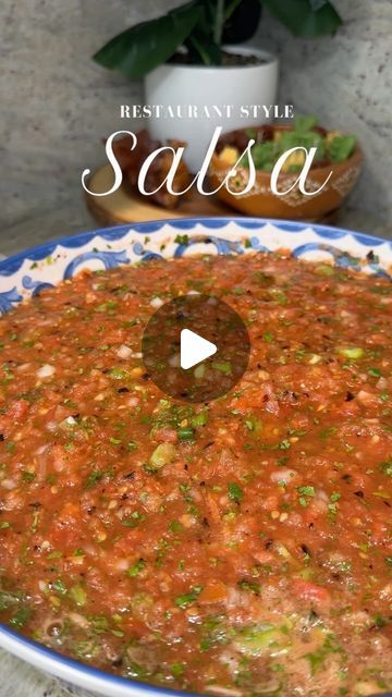 Salsa For Chips Mexican, Salsa With Serrano Peppers, Salsa Authentic Mexican, Salsa For Tacos Mexican, Salsa Restaurant Style, Salsa Without Cilantro, Roasted Jalapeno Salsa, Restaurant Salsa Recipe, Mexican Salsa Recipe