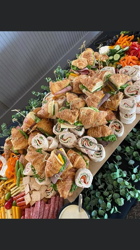 Wedding Lunch Buffet, Wedding Lunch Buffet Ideas, Cold Food Platters, Subs For Wedding Reception, Pool Party Catering Ideas, Chicken Salad Sandwich Charcuterie Board, Sub Sandwich Charcuterie Board, Costco Catered Party, Charcuterie Sandwich Table