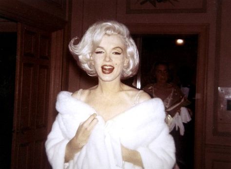 Jfk Birthday, Norma Jean Marilyn Monroe, Marilyn Monroe Dress, Marilyn Monroe Photos, Norma Jean, Norma Jeane, Blonde Bombshell, Old Hollywood Glamour, Iconic Women