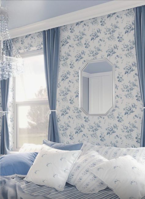 Light Blue Paneling, Blue And White Floral Wallpaper Bedroom, Blue Wallpaper Room Ideas, Light Blue Panelling Bedroom, Blue And White Wallpaper Bedroom, Bedroom Ideas Panelling, Floral Wall Bedroom, Blue Room Wallpaper, Blue Wallpaper Bedroom Ideas