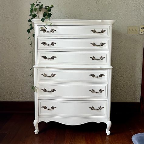 Queen Anne Highboy Dresser Makeover, Highboy Dresser Makeover, Dresser Makeovers, Highboy Dresser, Provincial Furniture, French Provincial Furniture, Dressers Makeover, White Dresser, Dresser Makeover