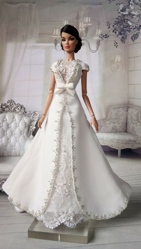 Barbie Doll Wedding Dresses, Doll Wedding Dress, White Tux, Barbie Dress Pattern, Barbie Bridal, Sewing Barbie Clothes, Barbie Wedding Dress, Barbie Doll Clothing Patterns, Barbie Bride