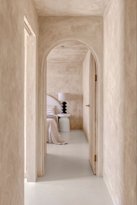 Limewash Hallway, Concrete Effect Paint, Mediterranean Interior, Mediterranean Style Home, Hotel Inspiration, Timeless Interiors, Venetian Plaster, Roatan, Bohemian Lifestyle