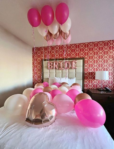 Bachelorette Room Decor, Hot Pink Party Decorations, Rose Gold Party Decorations, Balloon Room, Bachelorette Vegas, Bachelorette Balloons, Hot Pink Party, Rose Gold Party Decor, Room Decor Pink