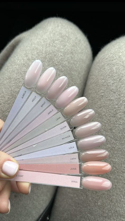 Feminine Nails Classy Almond, Nails Acrylic 2024, Nails Soft Colors, That Girl Nails, Girly Almond Nails, Almond Nails 2024, Vanilla Girl Nails, Rich Girl Nails, Nail Color Palette