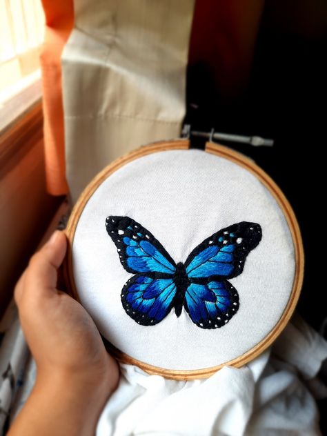 Blue Butterfly Embroidery Pattern, Big Embroidery Designs, Embroider Butterfly, Embroidery Designs Butterfly, Blue Butterfly Embroidery, Hand Embroidery Butterfly, Butterfly Embroidery Designs, Butterfly Embroidery Pattern, Back Stitch Embroidery