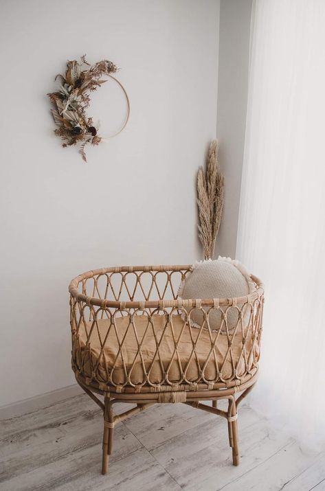 Rattan Bassinet, Baby Nook, Boho Baby Nursery, Future Mommy, Nursery Room Design, Bassinet Sheets, Baby Bassinet, Baby Room Design, Kid's Bedroom