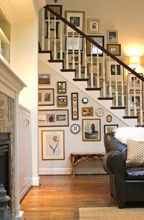 20 Stairway Gallery Wall Ideas Stairway Gallery, Stairway Gallery Wall, Gallery Wall Staircase, Gallery Wall Design, Stair Wall, Staircase Wall, Stair Case, Framed Pictures, Staircase Design