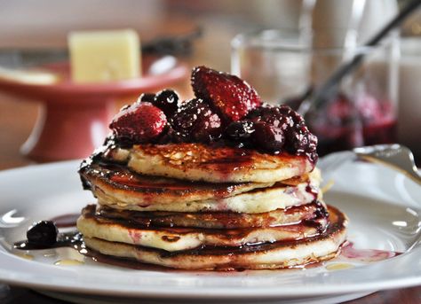 Pancakes - Traditions of Imbolc and the Midwinter Feast Brigid Imbolc, Imbolc Food, Celebrate Imbolc, Pancakes With Cinnamon, Berry Pancakes, First Foods, Thanksgiving Week, Pancakes Ingredients, Cinnamon Spice