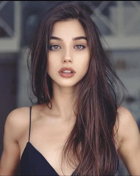 Maja Strojek - 9GAG Chestnut Brown Hair, Polish Models, Brown Eyed Girls, Actrices Hollywood, Instagram Girls, Model Photos, Brown Eyes, Girl Face, Beautiful Eyes