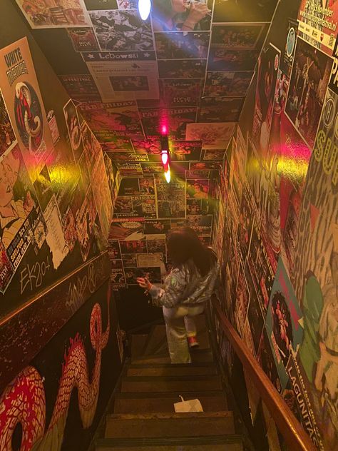 #instagram #inspo #girl #aesthetic #vibe #club Cavern Club Aesthetic, 80s Night Club Aesthetic, Counter Culture Aesthetic, Tokyo Club Aesthetic, Punk Club Aesthetic, Y2k Clubbing Aesthetic, Old Club Aesthetic, 2000s Clubbing Aesthetic, Euro Club Aesthetic