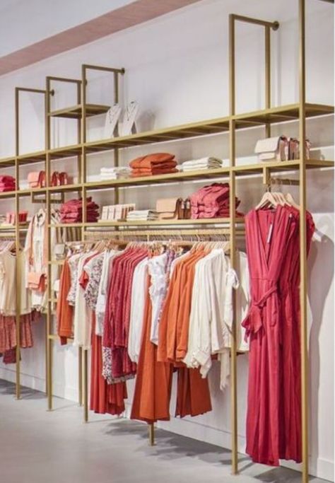 Interior For Boutique, Clothing Design Store, Shared Retail Space, Interior Clothing Store, Boutique Inspired Closet, Clothe Store Ideas, Small Clothing Boutique Interior Design, Beautiful Boutique Design, Closet Boutique Ideas