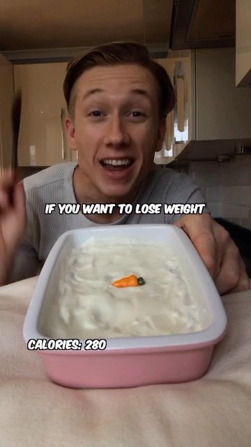 Matt Boxalll on Instagram: "😍280 Calorie Carrot Cake!😍 - - Icing = tbsp low fat Greek yogurt, tbsp low fat cream cheese and a tbsp low calorie sugar - ❌Find Out Your Calorie Deficit Calories! Link In Bio!❌ - - #weightlossrecipes #lowcalorierecipes" Low Calorie Loaf Cake, Low Calorie Icing, Low Calorie Carrot Recipes, Low Calorie Recipes Videos, Low Calorie Carrot Cake, Low Calorie Cake Recipes, Volume Eating, Low Calorie Cake, Low Cal Dessert