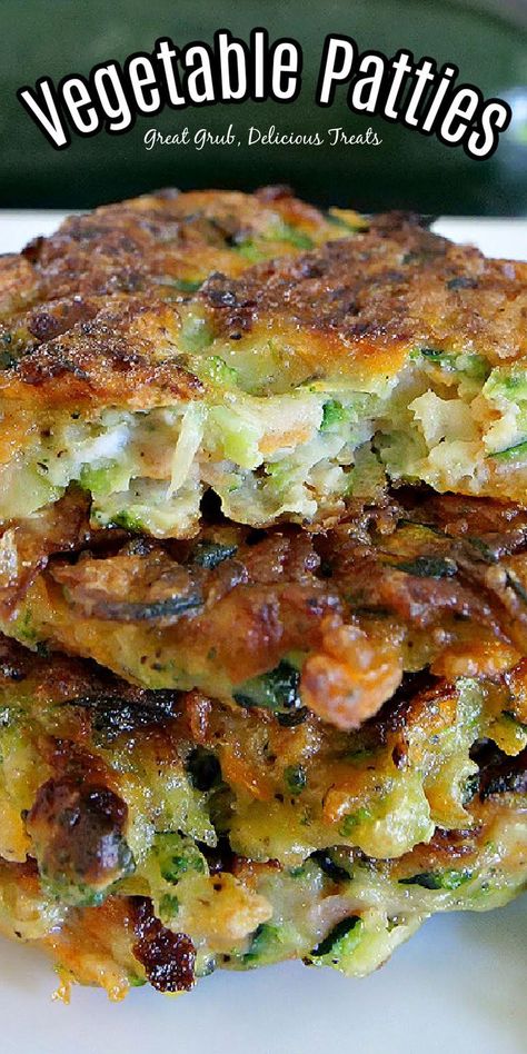 Closeup shot of vegetable patties stacked atop one another. Air Fryer Veggie Patties, Potato Veggie Patties, Broccoli Pattie’s, Spinach Patty Recipes, Meatless Patty Recipes, Fried Vegetable Patties, Vegetable Patties Healthy, Spinach Patties Recipes, Asparagus Patties Recipe