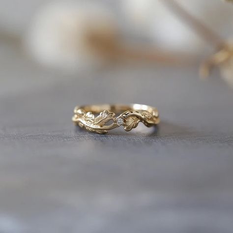 Easygoing elegance meets nature’s charm. 🍃✨ Crafted in solid gold with a little sparkle at its heart. 🌿💛 💍 #diamondengagementring #diamondring #NatureInspired #GoldBand #engagementring #weddingband #weddingring Woodland Ring, Nature Inspired Jewelry, Inspired Jewelry, Gold Bands, Nature Inspired, Diamond Engagement Rings, Solid Gold, Nature Inspiration, Wedding Bands