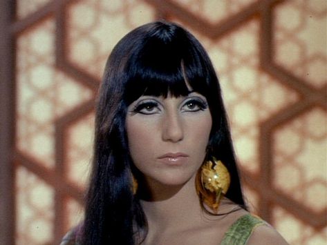 Cher In The 60s, Cher Makeup 70s, 60s Cher, Cher Makeup, 70s Make Up, Rocker Makeup, 70s Cher, Cherilyn Sarkisian, Cher 60s