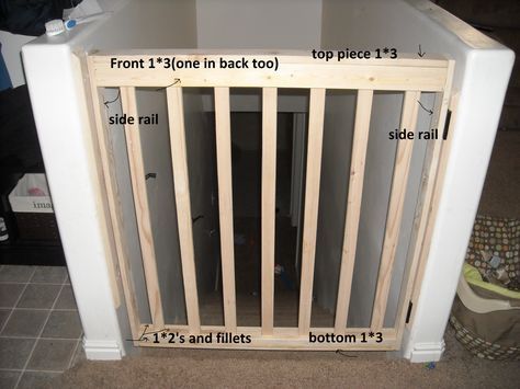 Stair Gate Ideas Diy, Stair Dog Gate, Wooden Stair Gate Ideas, Stair Gate Diy, Wooden Stair Gate, Top Of Stairs Gate, Stair Gates, Diy Dog Gate, Diy Baby Gate