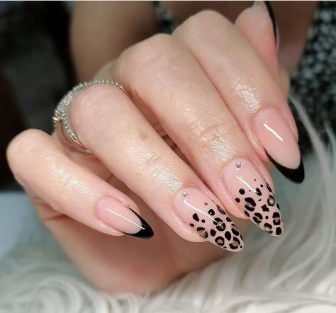 Fall Nails Trendy, Trendy Fall Nails, Cheetah Print Nails, Cheetah Nails, Hippie Nails, Leopard Print Nails, Print Nails, Leopard Nails, Acrylic Nails Coffin Short