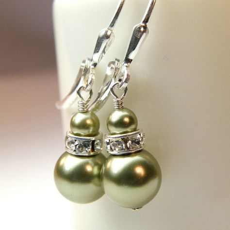 Green Pearl Earrings Green Bridesmaid Earrings Olive by fineheart, $18.00 Spring Wedding Jewelry, Green Pearl Earrings, Champagne Earrings, Bridal Party Jewelry, Pearl Jewelry Design, Rhinestone Crown, Wedding Gifts For Bridesmaids, Green Pearls, Green Jewelry