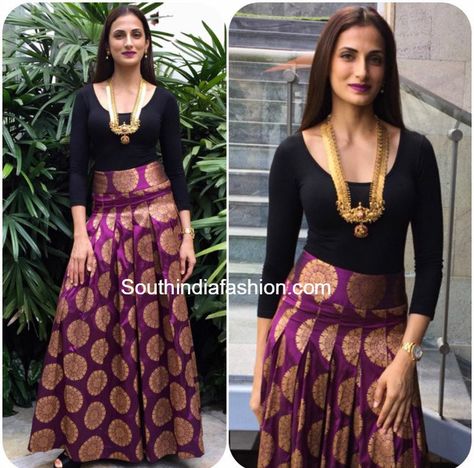 Shilpa Reddy attended Krsala Jewellery 10th Anniversary celebrations wearing an ethnic pleated long skirt paired with a black T-shirt. Shirt With Skirt, Shilpa Reddy, How To Wear Shirt, Outfit Indian, Long Blouse Designs, Shirt Dress Long, Indian Skirt, Brocade Skirt, Lehnga Dress