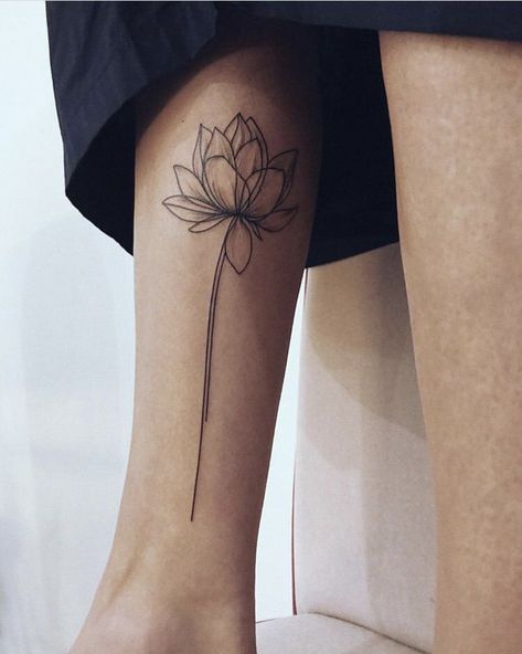 Lotus Root Tattoo, Lotus Tattoo Men, Water Lily Tattoos, Roots Tattoo, Small Foot Tattoos, Tattoo Travel, Upper Arm Tattoos, Lily Tattoo, Lotus Tattoo