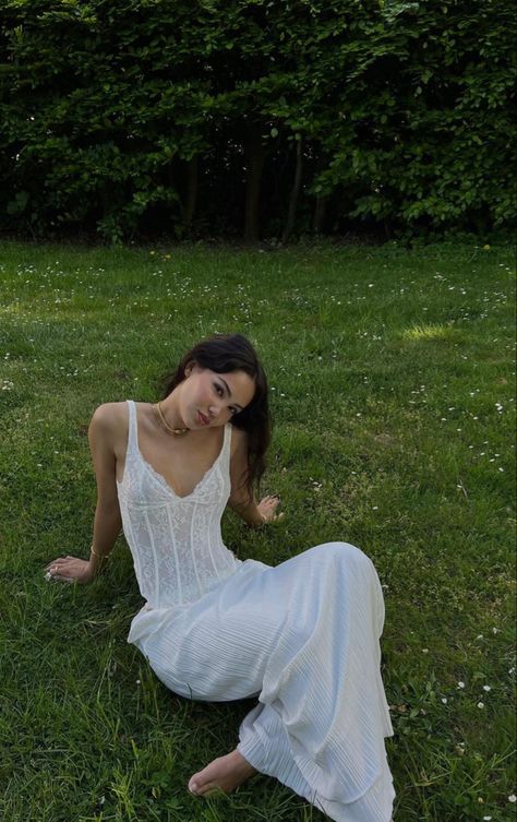 Fairy Aesthetic Outfit, Studio Photography Poses, Nature Photoshoot, Fairytale Photography, Fairy Aesthetic, Best Photo Poses, Instagram Inspo, It Girl, Birthday Photoshoot