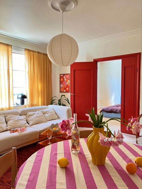 Mix And Maximalist, Red And Pink Living Room, Retro Modern Living Room, Plant Vessels, Moon Mirror, Pink Living Room, Style Deco, Apartment Decor Inspiration, Red Door