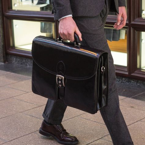 Briefcase Aesthetic Men, Men Briefcase Business, Men's Briefcase, Men Briefcase, Briefcase Drawing, Mens Briefcase, Brief Case, Holding Briefcase Reference, Black Briefcase