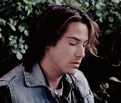 Keanu Reeves 90s, Keanu Reeves Young, Arch Motorcycle Company, Keanu Charles Reeves, Wonder Woman Costume, Point Break, River Edge, Film Images, Book Images