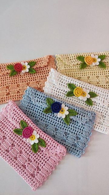 Cute Crochet Pouch, Crochet Envelope, Diy Hair Accessories Tutorial, Crochet Quilt Pattern, Crochet Wallet, Envelope Gift, Crochet Leaf Patterns, Crochet Mobile, Crochet Snowflake Pattern