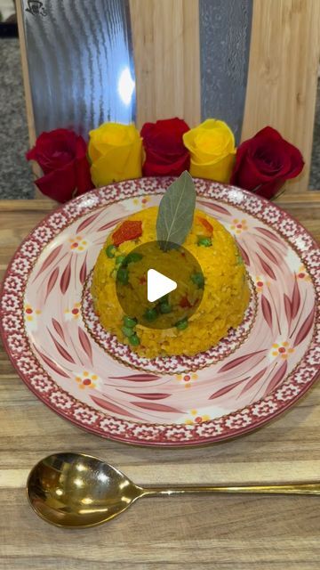 Alyssa Alonso on Instagram: "Abuela’s Yellow Rice💛 In a large pot on medium heat add: -1/4 cup olive oil -1 cup of diced onion -1 tablespoon of minced garlic -2 Bay Leaves -2 tablespoons of butter Once the butter is melted add in 3 cups of white rice that has been rinsed. Then add in your liquid. You can use water or chicken broth, (and just refer to the back of your rice package for the proper liquid amount and cooking time for 3 cups worth of rice.) Then season with chicken bouillon powder and Sazon to taste. You want the water to be extra seasoned, (like the absolute saltiest you’d prefer a soup to be.) Then lastly, add about 10 threads of saffron. Once this comes to a boil, turn the heat down to low and cover and cook for the amount of time suggested on your package of rice Chicken Bouillon Powder, Chicken Bouillon, Yellow Rice, Bay Leaves, Spanish Food, Frozen Peas, Large Pots, White Rice, Rice Recipes