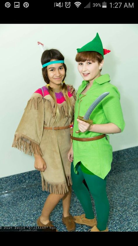 Peter Pan and Tiger Lily cosplay Princess Tiger Lily Costume, Peter Pan Anime, Tiger Lily Costume, Lily Costume, Princess Tiger Lily, Halloween On The High Seas, Peter Pan Costumes, Peter Pans, Cosplay Pictures