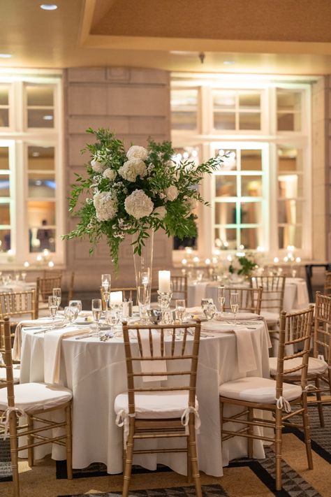 Wedding, black and white wedding, centerpieces, white flowers, gold chairs, candles, love Silk Napkins, Gold Chairs, White Floral Centerpieces, Flower Arrangements Wedding, Reception Look, Gold Chair, Vase White, Bouquet Flower, Tall Vase