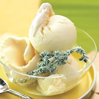 Weird Ice Cream Flavors, Artisan Ice Cream, Thyme Recipes, Lemon Ice Cream, Creamed Honey, Love Ice Cream, Ice Cream Desserts, Ice Cream Flavors, Ice Cream Maker