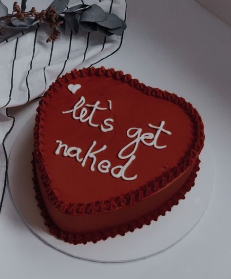 Cakes Funny, Cake For Boyfriend, Cake Quotes, Cake Writing, Funny Birthday Cakes, Mini Cakes Birthday, Creative Birthday Cakes, Valentine Cake, Caking It Up