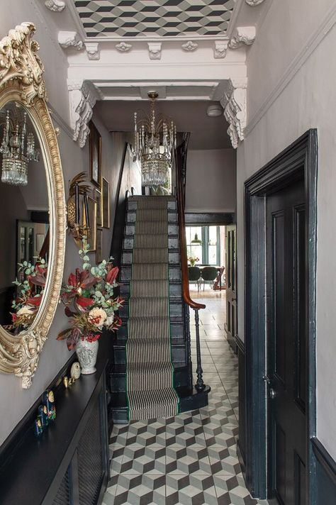 Victorian Terrace Interior, Terrace Interior, Victorian House Interiors, Victorian Hallway, Victorian Interior Design, Victorian Home Interior, Victorian Terrace House, Aesthetic Interior Design, Victorian Home Decor