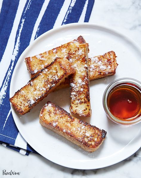 15 Toddler Breakfast Ideas that Are Picky Eater-Approved #purewow #food #easy #fast #children #breakfast #recipe #family #healthy #frenchtoast French Toast Sticks Recipe, Fingerfood Baby, Morning Recipes Breakfast, French Toast Ingredients, Recipe Bread, Toddler Dinner, Bread Breakfast, Toddler Breakfast, Breakfast Easy