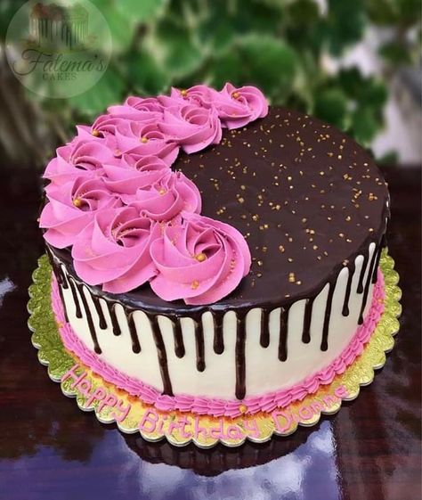 Rose Cake Ideas Birthday, Drip Cake With Rosettes, Valentine Cake Designs, Drip Cake Ideas, Bolo Drip Cake, Cake Pinterest, Valentine Cakes, Rosette Flower, Cake Rose