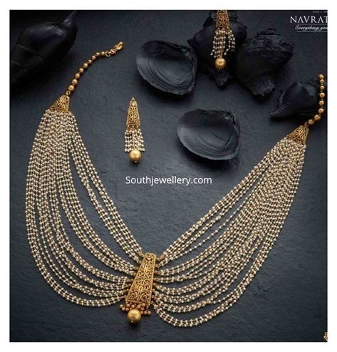 Tanishq Jewellery Gold Necklaces Antique, Tanishq Jewellery Gold Necklaces, Tanishq Jewellery, Small Pearl Necklace, 22 Carat Gold Jewellery, Latest Indian Jewellery, Set Photo, Pearl Jewelry Design, Antique Jewellery Designs