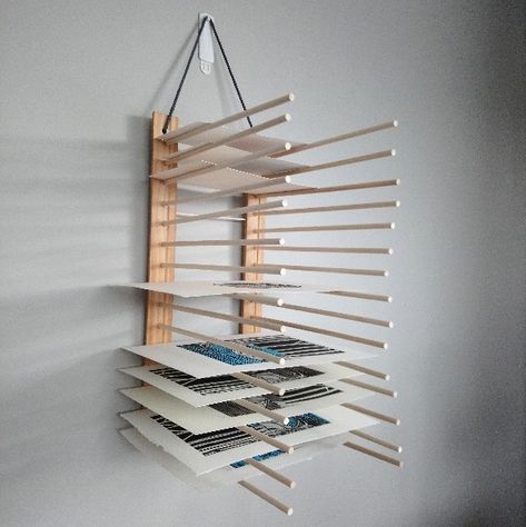 Make Your Own Art Drying Rack - Step By Step - Margaret White Art Art Drying Rack, Home Art Studios, Rangement Art, Art Studio Storage, Studio Floor, Art Studio Space, Art Studio Organization, نباتات منزلية, Art Studio Room