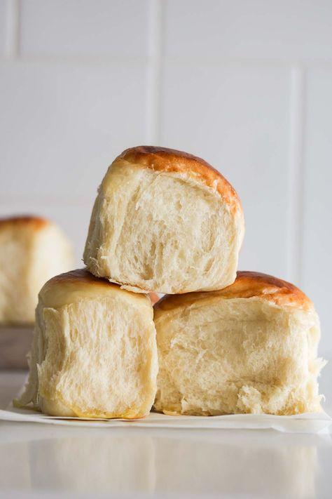 Home Made Hawaiian Rolls, Sourdough Hawaiian Sweet Rolls, Sourdough Discard Hawaiian Rolls, Sourdough Soft Rolls, Sourdough Hawaiian Rolls, Homemade Hawaiian Rolls, Sourdough Ideas, Sourdough Dinner Rolls, King Hawaiian Rolls