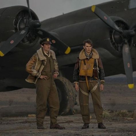 @butlerschronicles • Instagram photos and videos Buck And Bucky Masters Of The Air, Masters Of The Air Cast, Bucky Egan, Masters Of The Air, Callum Turner, Streetwear Inspiration, Photography Movies, Pixel Art Characters, Band Of Brothers