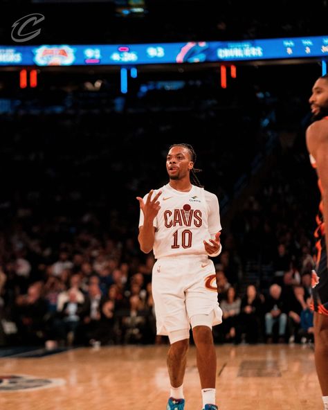 CAVS WIN, YOU WIN!👌⁣ ⁣ Cavs are 4-0 so we're offering Free Shipping when you purchase a Darius Garland item! Darius Garland, Basketball Photography, Madison Square, Cleveland, Black Men, Nba, Basketball, New York, Square