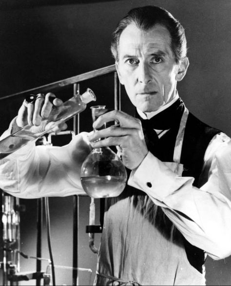 Peter Cushing as Dr. Frankenstein in the Hammer Horror films production. A nice alternative to the typical "labcoat mad scientist" Hammer Horror Films, Dr Frankenstein, Hammer Horror, Peter Cushing, Hammer Films, Famous Monsters, Frankenstein's Monster, E Mc2, Classic Horror Movies