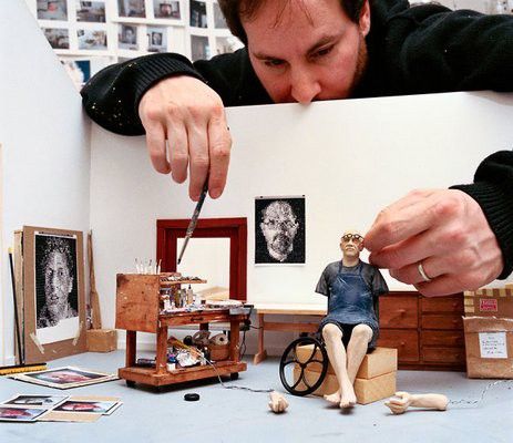 Sage Sohier, Artists In Their Studios, Clay Models, Amazing Sculptures, Polymer Clay Miniature, Chuck Close, Miniature Models, Edward Hopper, Polymer Clay Miniatures