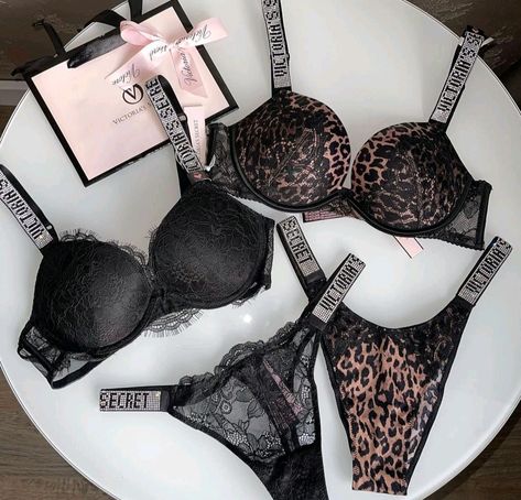 Vs Bra Aesthetic, Victoria Secret Lingerie Sets, Cute Bras Victoria's Secret, Victoria Secret Under Set Aesthetic, Victoria’s Secret Pijama, Victoria Secret Bra And Under Set Aesthetic, Viktoria Secret, Victorias Secret Set, Vs Lingerie