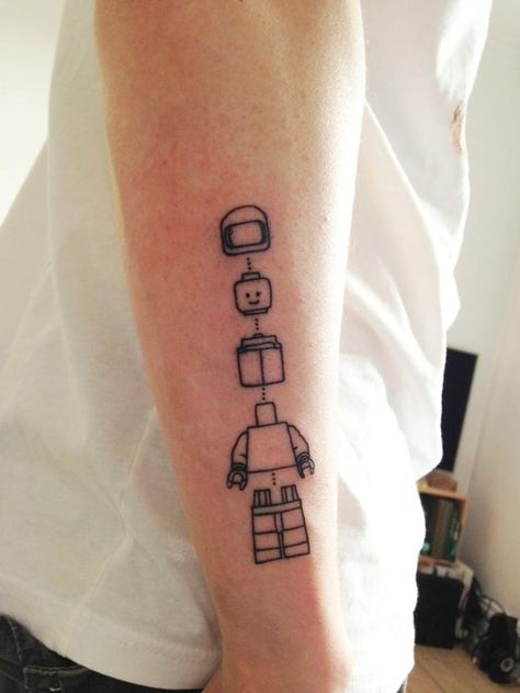 Connect the lines of Lego. | 32 Lego Tattoos That Will Thrill Your Inner Child Lego Man Tattoo, Lego Tattoo, 16 Tattoo, Man Tattoo, Pieces Tattoo, Lego Man, Tatuaje A Color, Small Tattoo, Line Tattoos