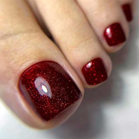 Christmas Gel Toe Nails, Holiday Toenails, Red Toenail Designs, Christmas Toenails Pedicures, Pedicure Ideas Red, Christmas Toes Nails, Red Toe Nail Designs, Christmas Pedicure Designs, Christmas Toenails