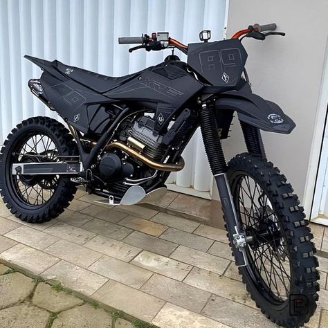 Dirt Bike Fam Supermoto 125, Vw Pointer, Ktm Dirt Bikes, Tmax Yamaha, Cb 300, Vw Mk1, Cool Dirt Bikes, Motorcross Bike, Biker Aesthetic